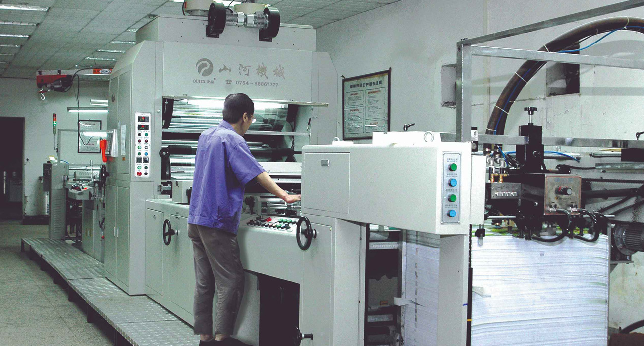 全自(zì)動複膜(mo)機